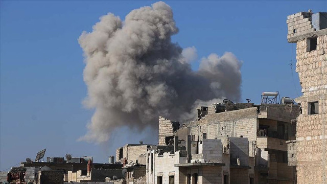 Rus savaş uçakları İdlib'de Suriye Milli Ordusu güçlerini vurdu