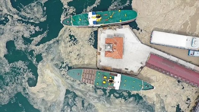 Bakan Kurum: Marmara Denizi'nde 1197.2 metreküp müsilajı temizledik