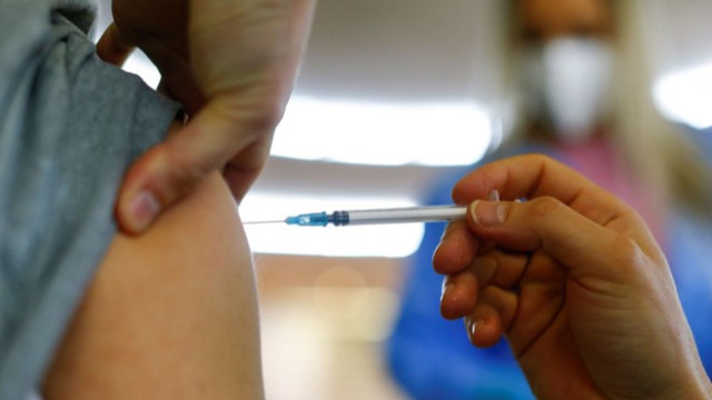Ürdün’de 66 yaşındaki bir kişi ikinci doz AstraZeneca aşısının ardından hayatını kaybetti