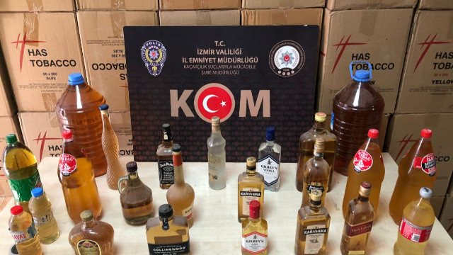 İzmir'de piyasa değeri 6 milyon liralık kaçak ürün ele geçirildi