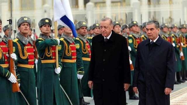 Erdoğan Türkmenistan'da! İki ülke arasında kritik anlaşmalar imzalandı!