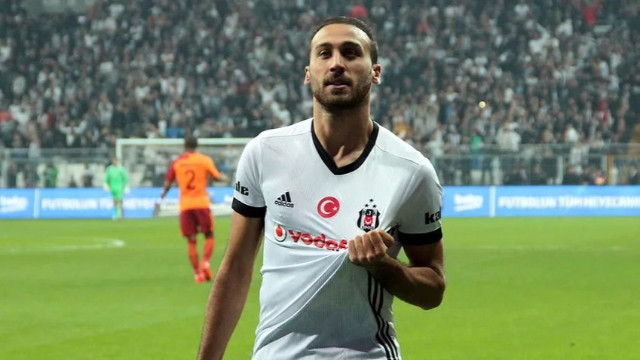 Beşiktaş'ın ilgilendiği Cenk Tosun kararını verdi!