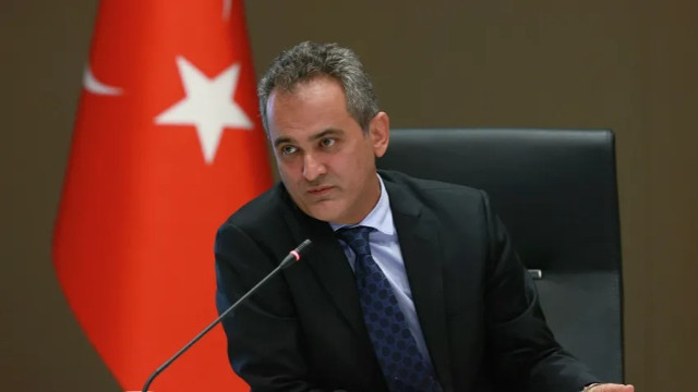 Milli Eğitim Bakanı Özer: Kılıçdaroğlu'nu zincirle mi tutuyoruz?