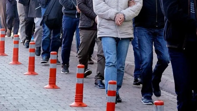 Kadıköy Belediyesi çalışanlarının da gözaltına alındığı operasyonda 32 tutuklama