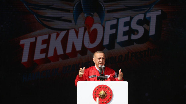 Erdoğan: Habis niyetlilere verecek tek karış toprağımız yoktur