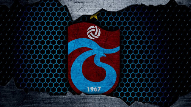 Trabzonspor'da flaş ayrılık: O futbolcunun sözleşmesi feshedildi