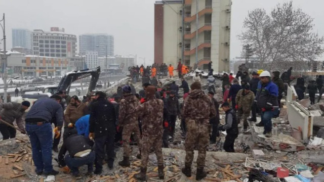 Kahramanmaraş'ta 7.6 şiddetinde bir deprem daha!