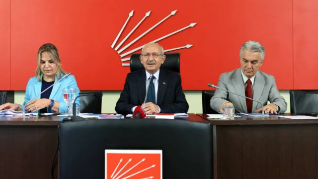 CHP Parti Meclisi'nde kritik toplantı: Görevden alınan başkanların itirazları reddedildi