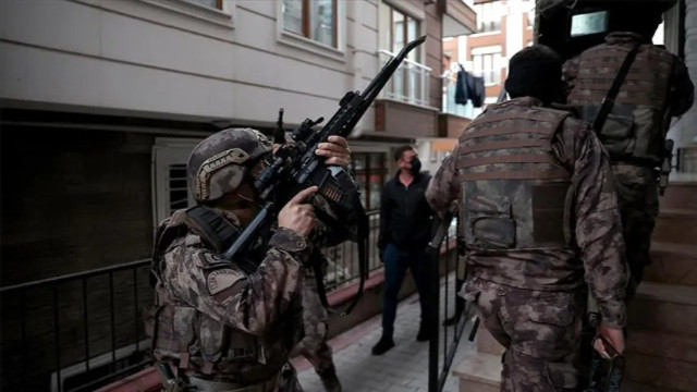 Bakan Yerlikaya duyurdu: Bombalı eylem hazırlığındaki 5 terörist yakalandı