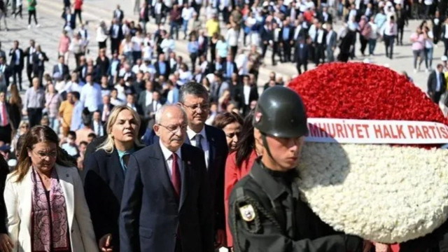 CHP 100 yaşında: Kılıçdaroğlu, Anıtkabir'i ziyaret etti