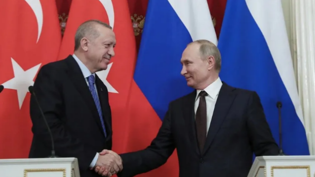 Putin'den Erdoğan'a 100. yıldönümü için tebrik mesajı