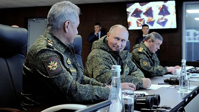Reuters: Putin, Ukrayna'daki mevcut cephelerde ateşkes istiyor
