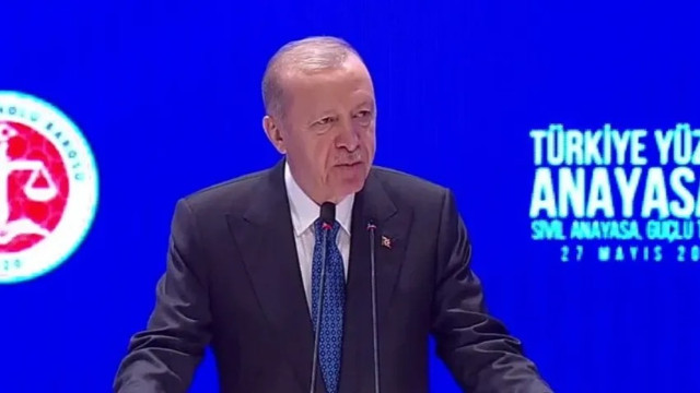 Cumhurbaşkanı Erdoğan: Bu anayasa ile yola devam edemeyiz
