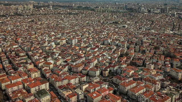 Kapıdaki tehlike alarmın sesini yükseltiyor: İstanbul'da 300 bin yorgun bina var