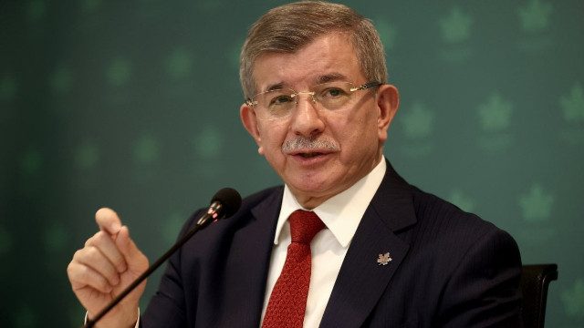 Davutoğlu'ndan Netanyahu'nun ABD Kongresi'nde ayakta alkışlanmasına tepki: Bir utanç vesikası