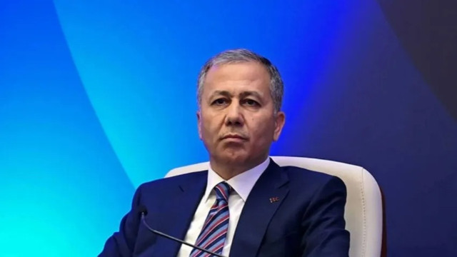 Bakan Yerlikaya'dan Ahmet Özer açıklaması: Şehrin emini terör yandaşı olamaz