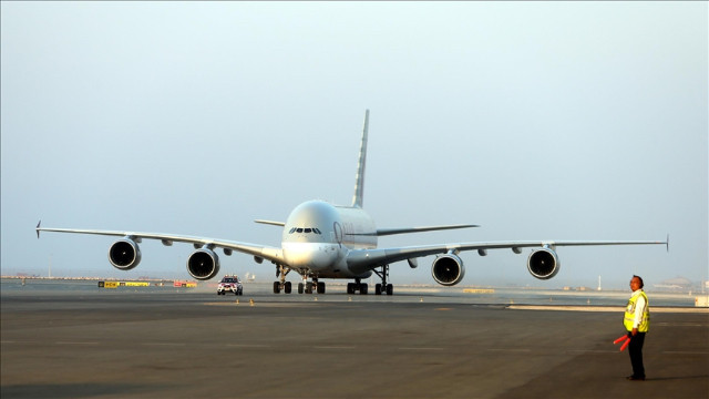 Dünyanın en büyük yolcu uçağına ilk Türk kadın kaptan pilot