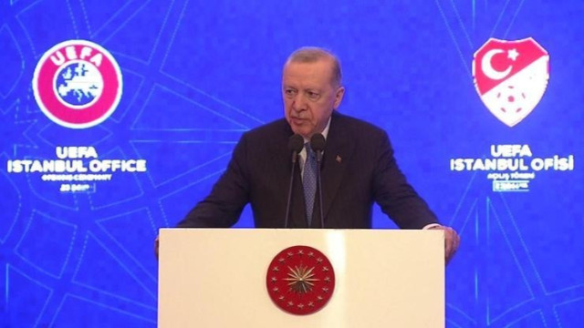 Cumhurbaşkanı Erdoğan: Deprem siyasete alet edilmemeli