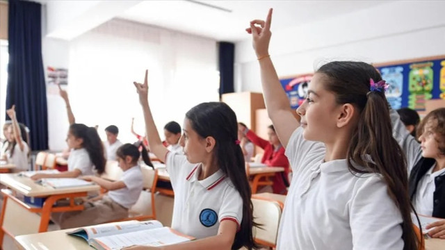 Bakan Tekin yanıtladı! Yaz tatili öne mi çekilecek?
