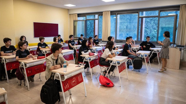 Özel okullarda eğitim ücretleri ikiye katlandı: Öğrenciler kayıt yenileyemiyor