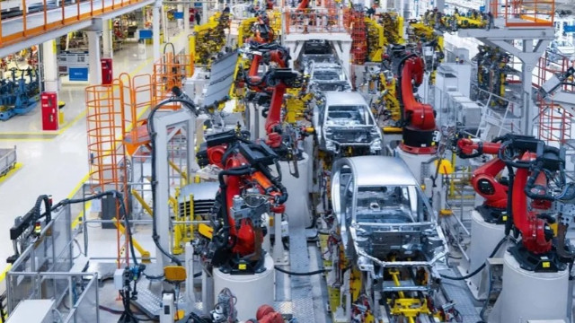 Otomotivde kriz kapıda: Çin’in nadir toprak yasağı fabrikaları durdurabilir!