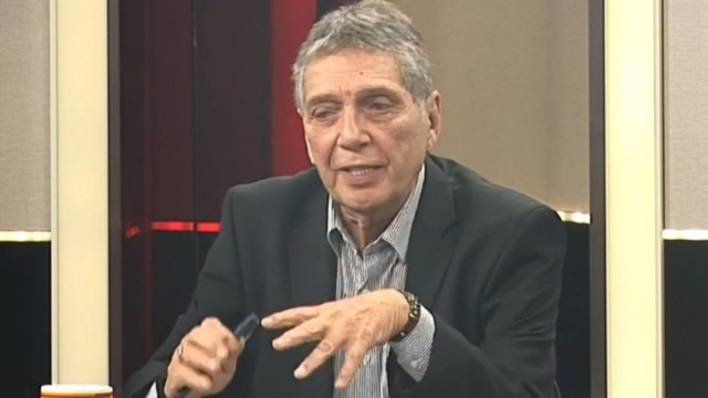 Türk spor basınının duayeni Ümit Aktan hayatını kaybetti