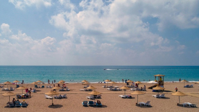 Yargıtay'dan çarpıcı 'şezlong' kararı! "Kıyılar halkındır"