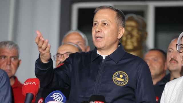 Bakan Yerlikaya: Depremde 1 kişi hayatını kaybetti