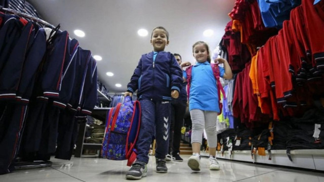 Okullarda forma zorunluluğu geri geldi! Kayıtlar başladı, velilerden fatura istenebiliyor