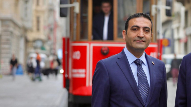 Beyoğlu Belediye Başkanı İnan Güney görevinden uzaklaştırıldı