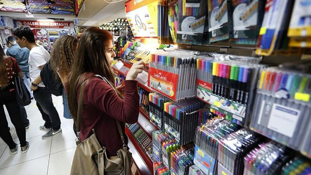 Okul zili değil, borç zili çalıyor: Bir öğrencinin masrafı asgari ücretle yarışıyor