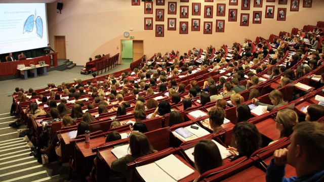 YÖK verileri: Son 10 yılda 19 milyon genç üniversiteyi bıraktı