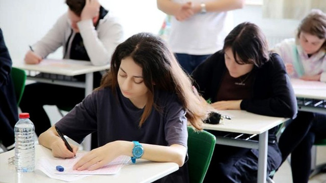 Zorunlu eğitim kısalacak mı? MEB’in hazırladığı rapor Cumhurbaşkanı Erdoğan’a sunuldu