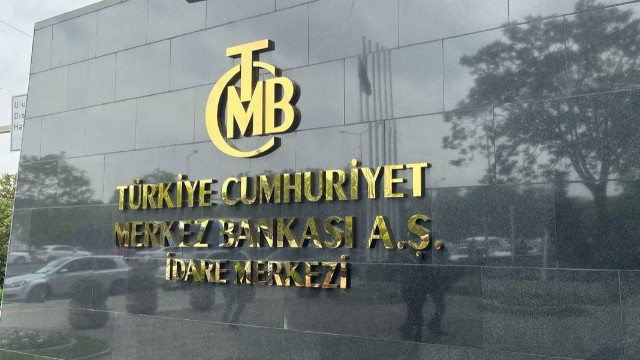 TCMB'den faiz indirimi hızı için yavaşlama sinyali: Reuters'ın beklentisi 100 baz puana düştü
