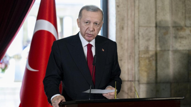 Cumhuriyetimiz 102 yaşında... Devlet erkanı Ata'nın huzurunda