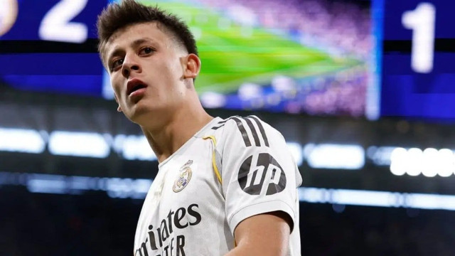 Arda Güler'e büyük onur: Milli futbolcu en iyileri arasında yer aldı