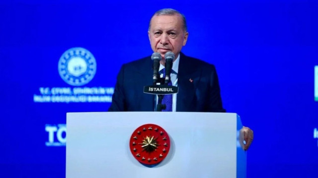 Cumhurbaşkanı Erdoğan: İstanbul'un bir fetret devri daha yaşamasını istemiyoruz