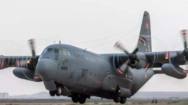 Türkiye'nin askeri uçağı düştü! İçinde kaç personelin olduğu açıklandı