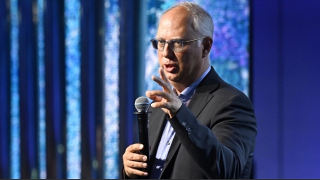 Putin'in temsilcisi Dmitriyev: Avrupa, Rus gazını bırakarak 1,4 trilyon dolar kaybetti