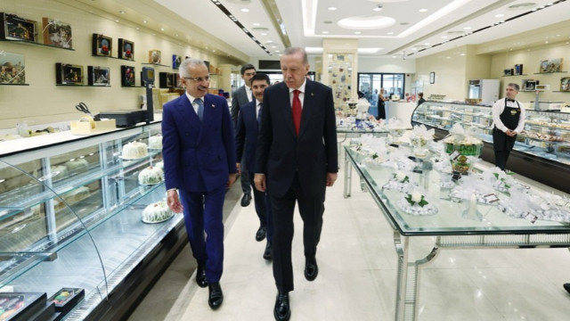 Bakan Uraloğlu’ndan Trump eleştirisine yanıt: Cumhurbaşkanım onun yanında en delikanlı duran adamdır