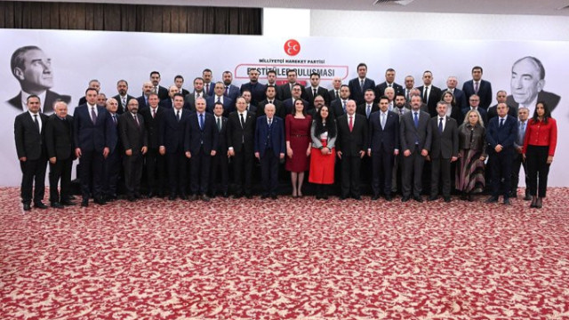 Bahçeli, parti bünyesindeki enstitülerin temsilcileriyle bir araya geldi