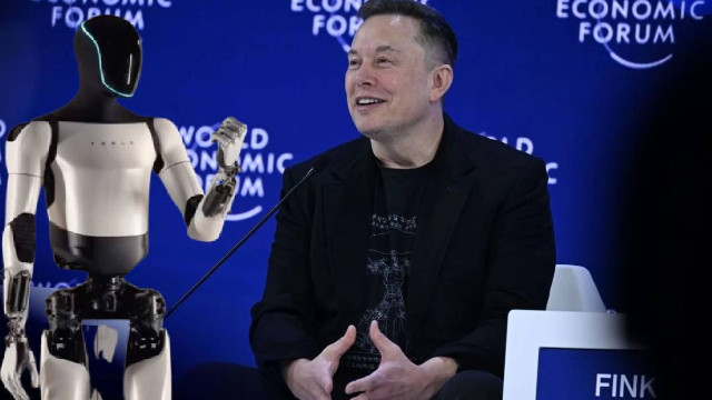 Elon Musk konuştu: Robotların sayısı insanları geçecek
