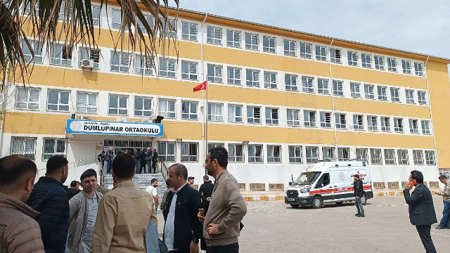 Okullarda şiddet bitmiyor: Siverek’te öğretmeni polis kurtardı