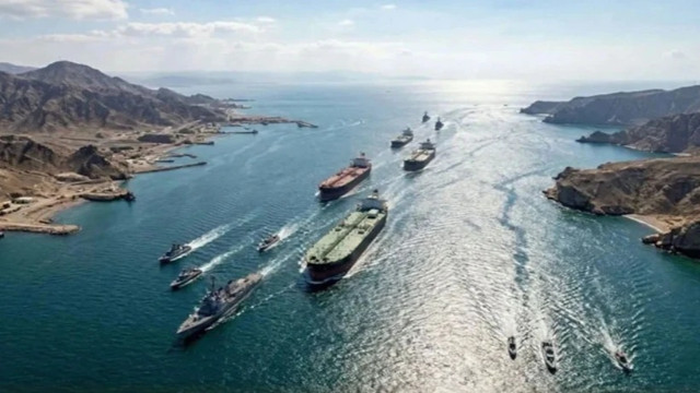 ABD’den İran’a deniz ablukası: 45 gemi geri çevrildi