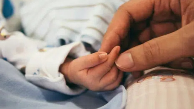 Çalışan annelere büyük müjde: Doğum izni 24 haftaya yükseltildi!