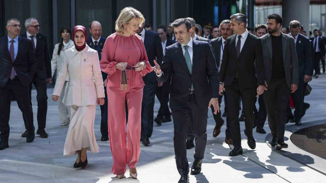 Belçika Kraliçesi Mathilde Baykar’ı ziyaret etti: Milli SİHA’lara üst düzey inceleme!