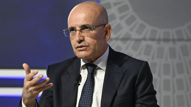 Bakan Şimşek vergi İddialarına son noktayı koydu: Yeni vergi gündemimizde yok