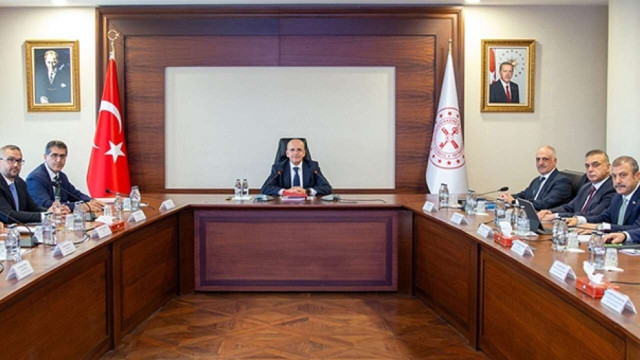 Finansal İstikrar Komitesi Bakan Şimşek başkanlığında toplandı: "Ekonomimiz şoklara karşı dirençli!"