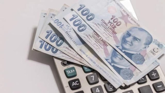 AK Parti'den emeklilere müjde! İşte emekli maaşı için en düşük rakam...