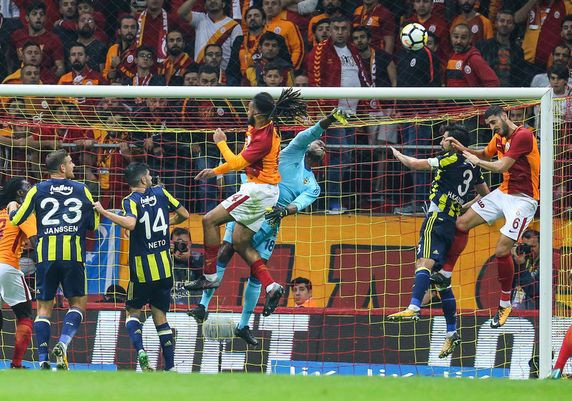 Yazarlar, Galatasaray - Fenerbahçe derbisini yorumladı - Sayfa 26